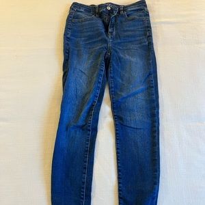 American Eagle Skinny Jeans